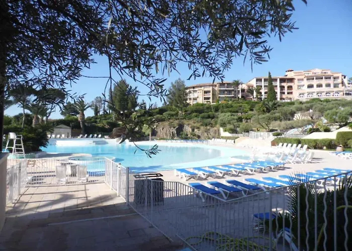 Cozy In Agay With Stunning Views Apartament Saint-Raphaël